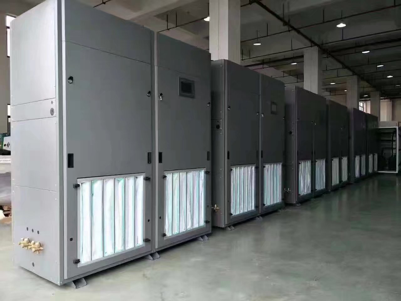 <a href=http://m.klsbqx.cn/news_article?news_id=223>機房空調(diào)</a>